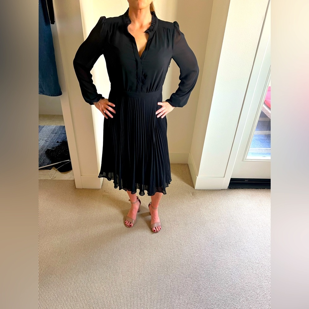 Beautiful unworn, Black Ann Taylor Dress size 4